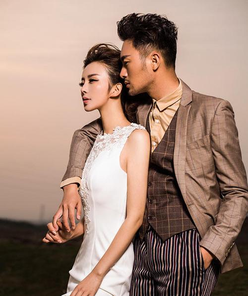 Gia đình mối mai cô chị, nhưng tôi lén lút qua lại với cô em