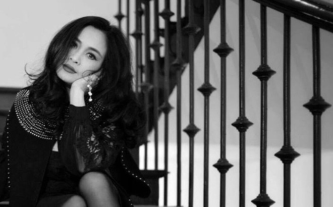 Bộ tứ Diva nhạc Việt: Kẻ lận đận đôi ba lần lỡ dở, người hạnh phúc với tổ ấm xứ cờ hoa Bộ tứ Diva nhạc Việt: Kẻ lận đận đôi ba lần lỡ dở, người hạnh phúc với tổ ấm xứ cờ hoa