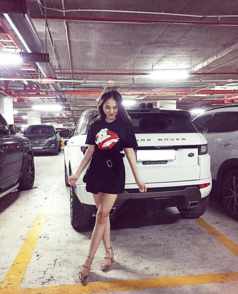 Hoa khôi Báo chí 2016: Không phải có hàng hiệu, xe sang là sẽ chảnh