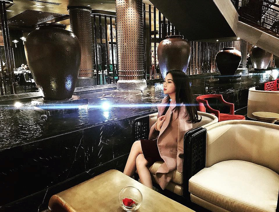 Hoa khôi Báo chí 2016: Không phải có hàng hiệu, xe sang là sẽ chảnh