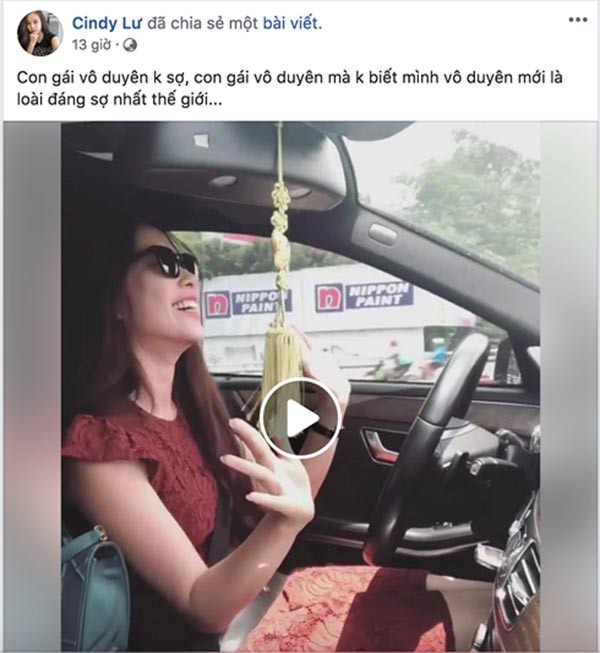 Vợ Minh Tiệp, bạn gái Hoài Lâm khó chịu vì hành động lái xe liều lĩnh của Nam Em