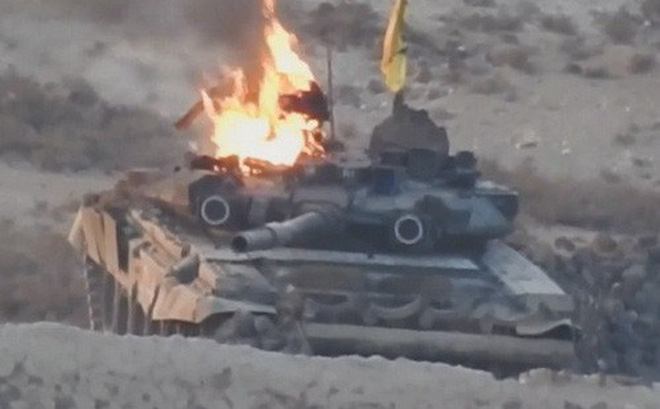 Trên chiến trường Syria, T-90 thần thánh cũng nổ tung như bao tượng đài xe tăng khác
