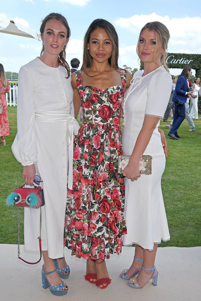 Loạt người đẹp Hoàng gia cũng chẳng thể cưỡng lại những chiếc đầm họa tiết hoa hot nhất hè năm nay