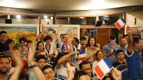 Pháp tiễn Argentina khỏi World Cup 2018