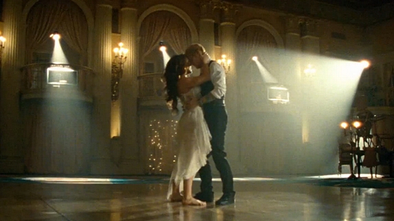 Thánh ca tình yêu Thinking Out Loud của Ed Sheeran bị kiện đạo nhạc phải bồi thường 100 triệu đô? Thánh ca tình yêu Thinking Out Loud của Ed Sheeran bị kiện đạo nhạc phải bồi thường 100 triệu đô?