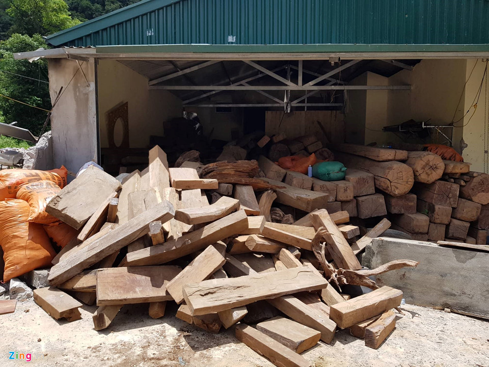 Bên trong hiện trường vụ tiêu diệt trùm ma túy ở Lóng Luông