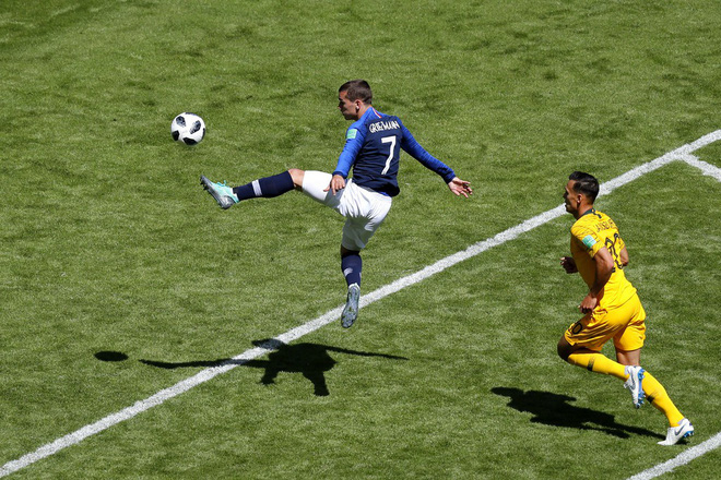 Có hai sát thủ này, Messi dẫu ba đầu sáu tay cũng sẽ phải chịu phép