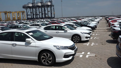 Nửa năm hỗn loạn của thị trường ôtô Việt Nam