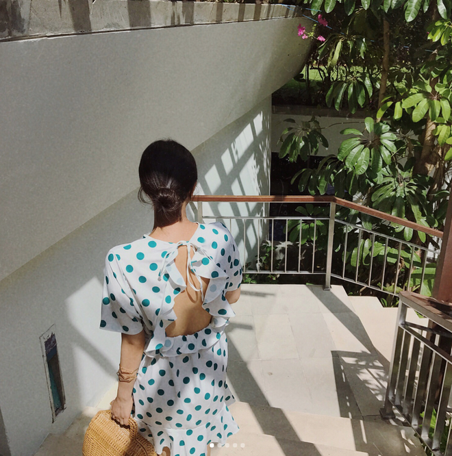 4 kiểu váy liền nhìn cưng hết nấc này thật đúng là sinh ra để dành cho mùa hè! 4 kiểu váy liền nhìn cưng hết nấc này thật đúng là sinh ra để dành cho mùa hè!