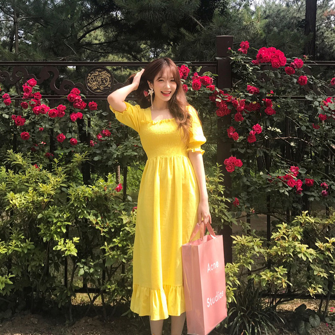 4 kiểu váy liền nhìn cưng hết nấc này thật đúng là sinh ra để dành cho mùa hè! 4 kiểu váy liền nhìn cưng hết nấc này thật đúng là sinh ra để dành cho mùa hè!