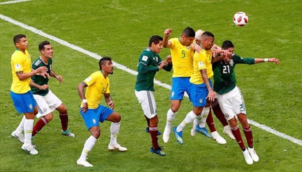 Neymar lập công, Brazil vào tứ kết World Cup