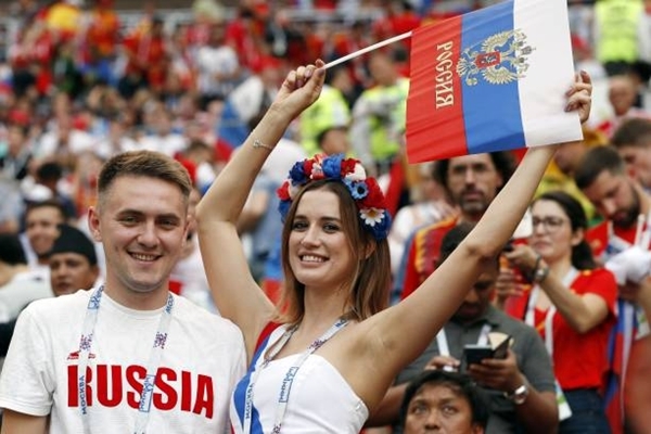 Nga thắng Tây Ban Nha trên chấm luân lưu