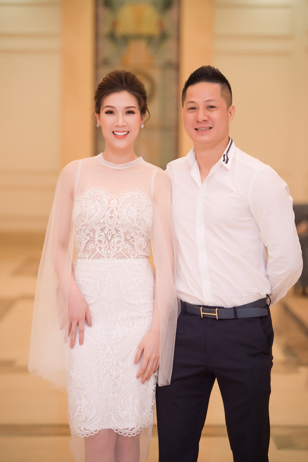 Dàn Hoa hậu, Á hậu khoe sắc trong sự kiện thời trang