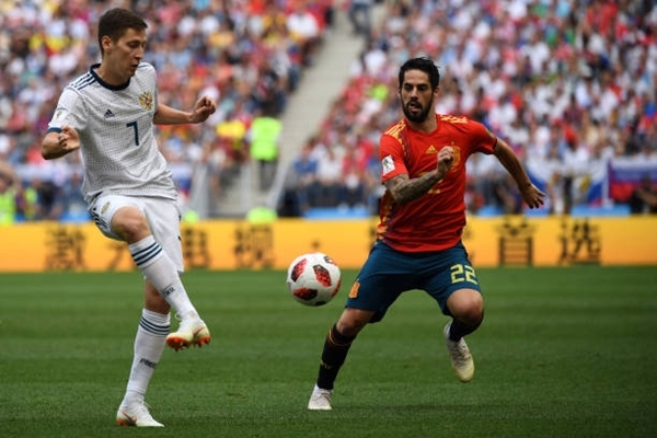 Nga thắng Tây Ban Nha trên chấm luân lưu