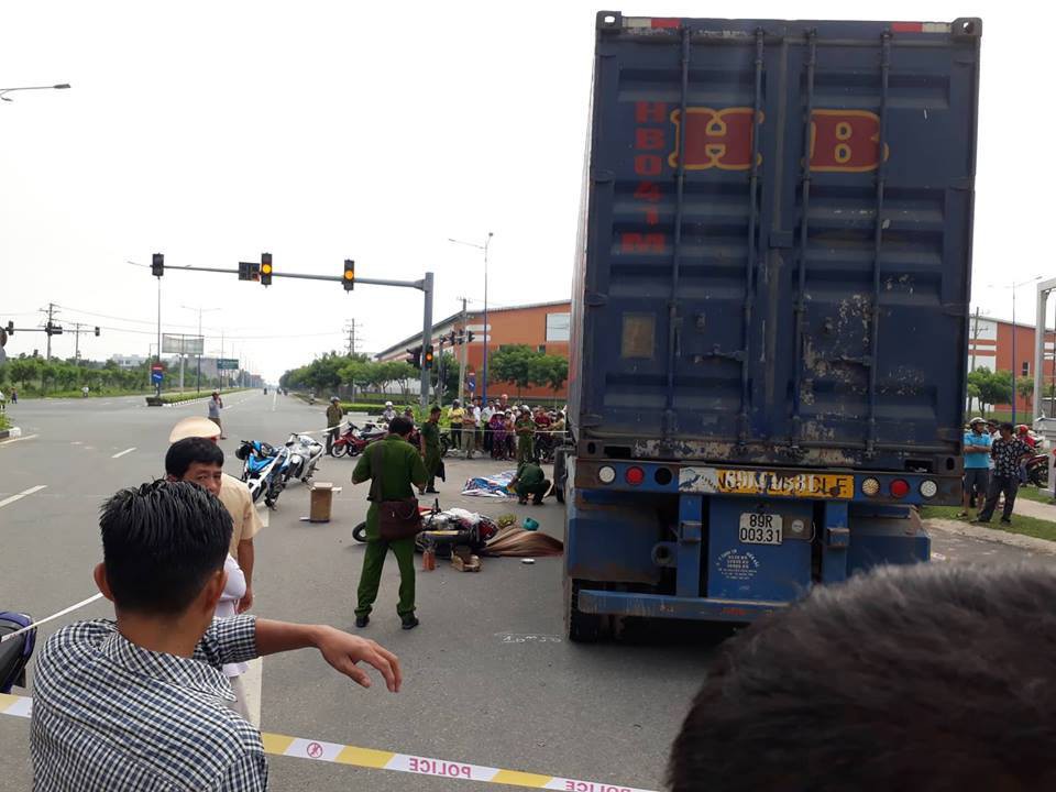 Nguyên nhân ban đầu vụ tai nạn thương tâm khiến 2 vợ chồng tử vong, con trai 9 tuổi bị thương nặng