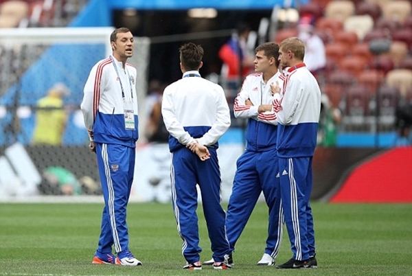 Nga thắng Tây Ban Nha trên chấm luân lưu