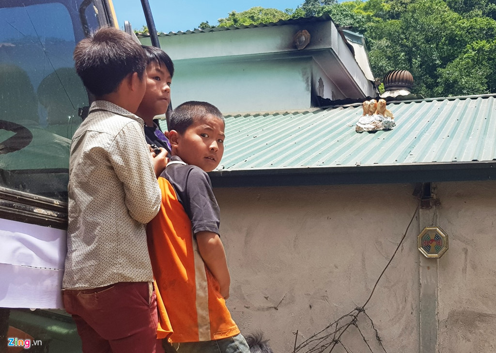 Nỗi ám ảnh tiếng súng AK của 2 trùm ma túy ở Tà Dê