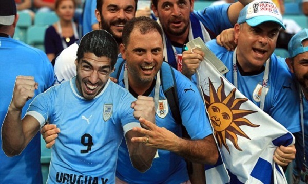 Cavani lập cú đúp, Uruguay loại Bồ Đào Nha