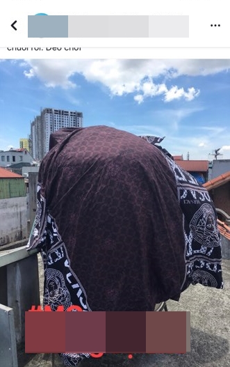 Dùng bìa carton chống nóng vẫn không ăn thua, dân mạng bất lực chia sẻ ảnh làn da hai màu vì cháy nắng