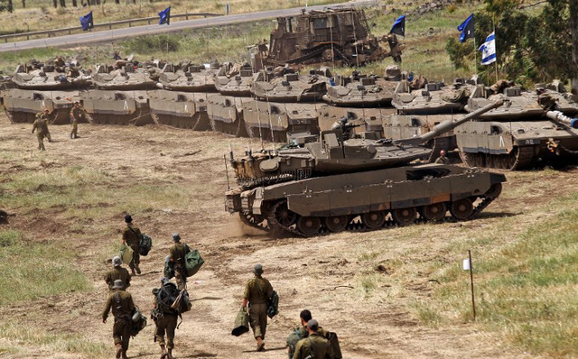 Israel dồn tăng, pháo áp sát biên giới Syria: Chuẩn bị tấn công - Chỉ chờ 1 mồi lửa