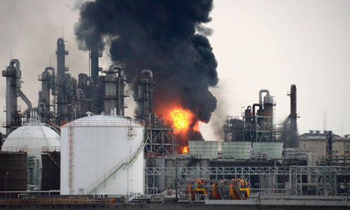 Nổ nhà máy hóa chất Nhật Bản, một người thiệt mạng