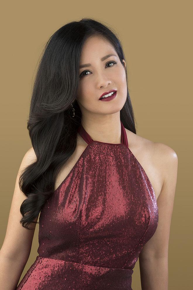 Diva Hồng Nhung: Hạnh phúc không phải là chiếc áo vạn năng, ai mặc cũng vừa