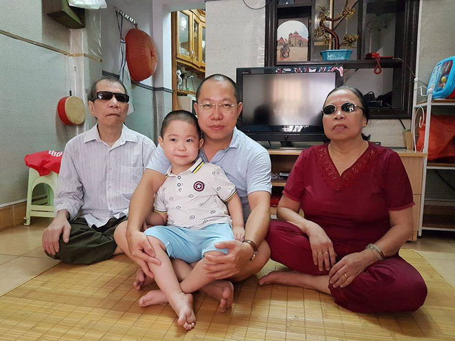 Bố, con trai và những bát phở giữa lòng Hà Nội xưa cũ - mẩu chuyện nhỏ đầy hoài niệm mà ta sẽ thấy mình trong đó