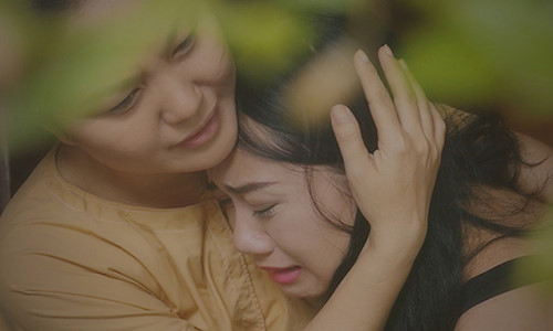 Con gái lấy chồng viết tâm thư con khổ lắm rồi, con về nhà mình có được không khiến ai cũng rơi nước mắt