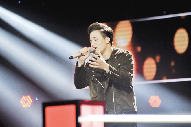 The Voice tập 7: Tóc Tiên hai lần cứu thí sinh The Voice tập 7: Tóc Tiên hai lần cứu thí sinh