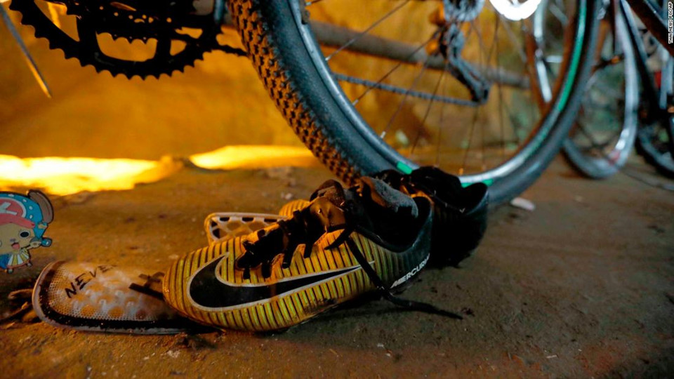 9 ngày gian khổ của lực lượng giải cứu đội bóng Thái