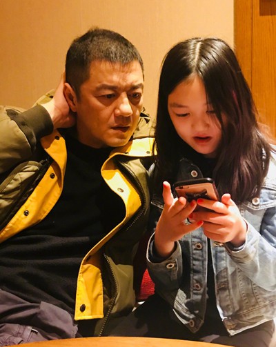 Con gái của Lý Á Bằng: Nỗi đau khuyết tật và sự mạnh mẽ khó tin của cô bé 12 tuổi