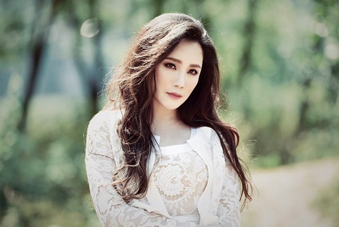 Hồ Quỳnh Hương lần thứ 2 trượt danh hiệu Nghệ sĩ ưu tú Hồ Quỳnh Hương lần thứ 2 trượt danh hiệu Nghệ sĩ ưu tú