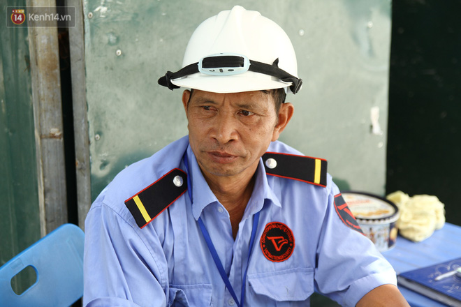 Choáng với cái nóng của Hà Nội: Nhiệt kế trên nắp capo ô tô lên 50 độ C, dân công sở sốc nhiệt khi ra khỏi văn phòng