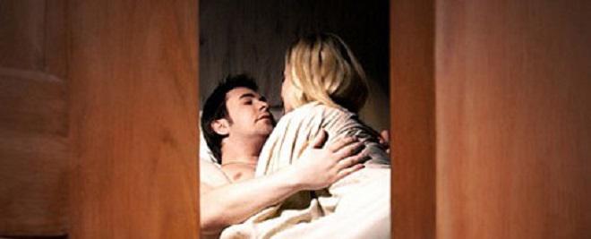 Cặp vợ chồng trẻ đi khách sạn mây mưa đều đặn và câu chuyện bất ngờ phía sau