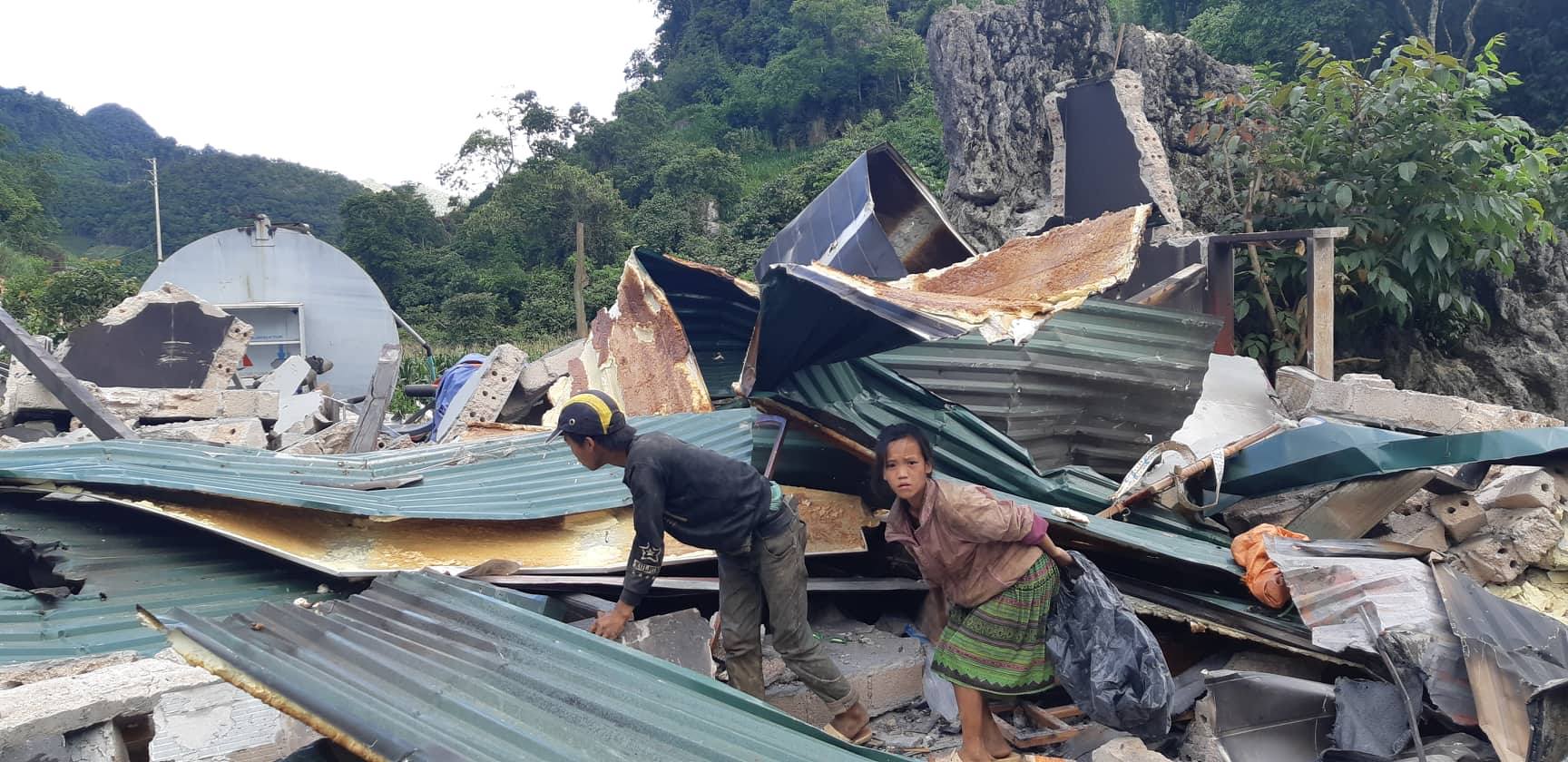 Cận cảnh xẻ thịt lô cốt của trùm ma túy ở bản Tà Dê