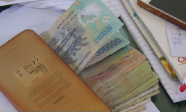 Cảnh sát liên tiếp phá nhiều vụ cá độ World Cup ở miền Tây