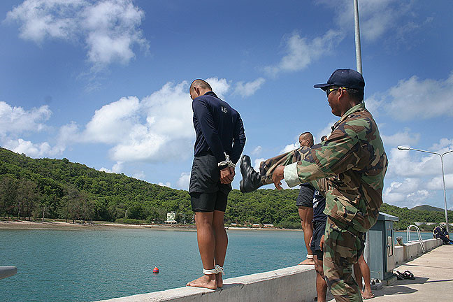 Kỹ năng lặn điêu luyện của biệt đội Seal Thái Lan