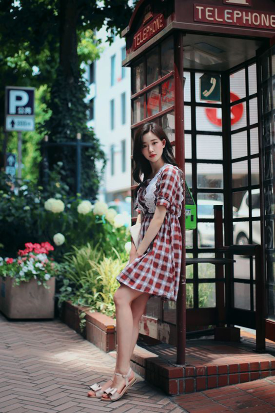 Ngày hè trẻ trung cùng trang phục ca rô