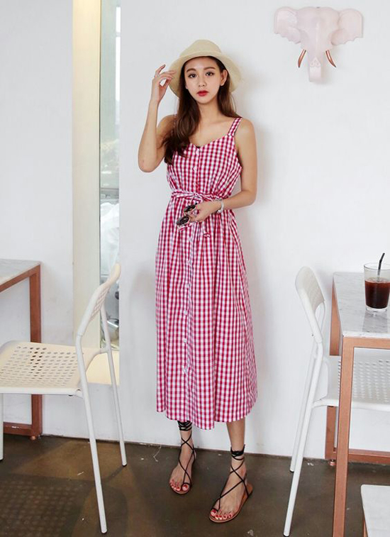 Ngày hè trẻ trung cùng trang phục ca rô