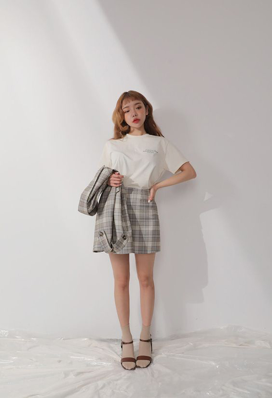 Ngày hè trẻ trung cùng trang phục ca rô