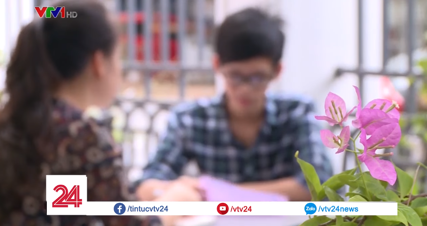 Nhiều sinh viên khốn đốn vì bạn bè xa lánh, nợ hàng chục triệu sau khi tham gia đường dây đa cấp của Sky Edu Nhiều sinh viên khốn đốn vì bạn bè xa lánh, nợ hàng chục triệu sau khi tham gia đường dây đa cấp của Sky Edu