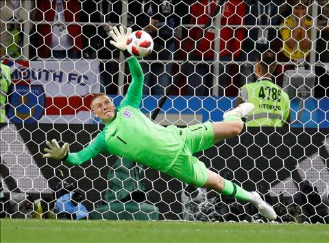 Pickford tiết lộ bí quyết cản phá quả luân lưu quyết định của Bacca