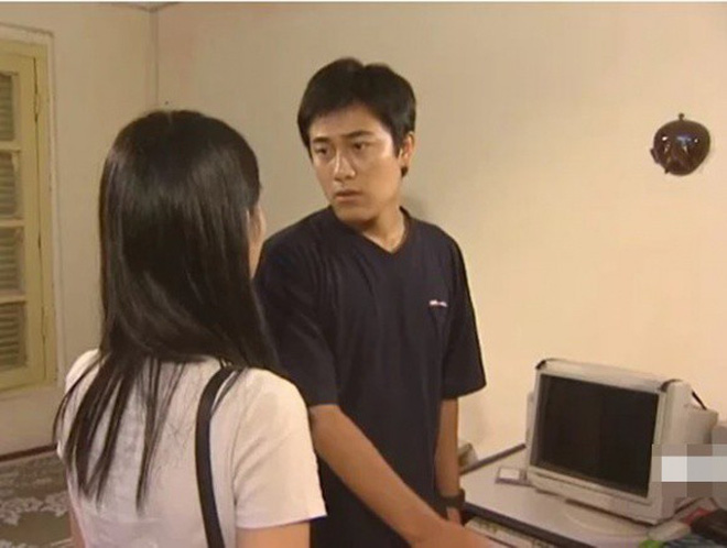 Nhung và Nguyệt Phía trước là bầu trời gặp lại crush sau 17 năm, bất ngờ với vẻ ngoài của anh chàng này! Nhung và Nguyệt Phía trước là bầu trời gặp lại crush sau 17 năm, bất ngờ với vẻ ngoài của anh chàng này!