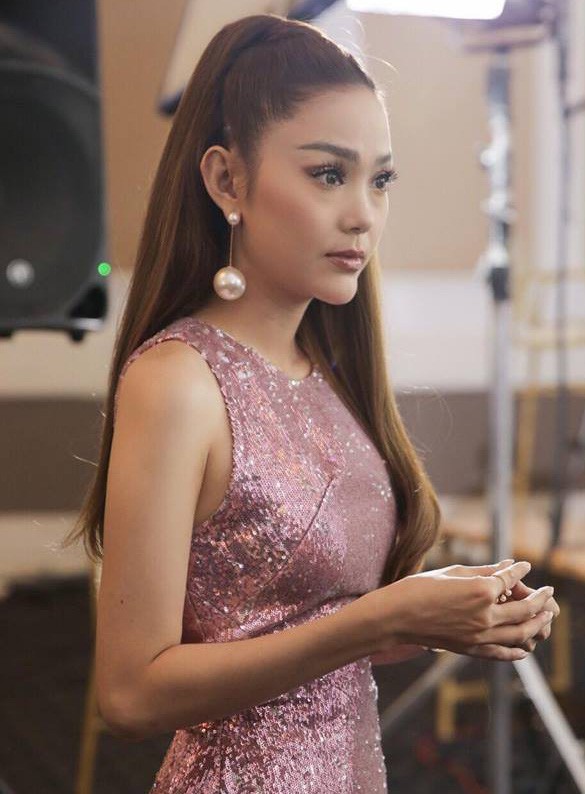 Mỹ nhân Vbiz và những lần khiến fan tá hoả vì gương mặt khác lạ đến không thể nhận ra