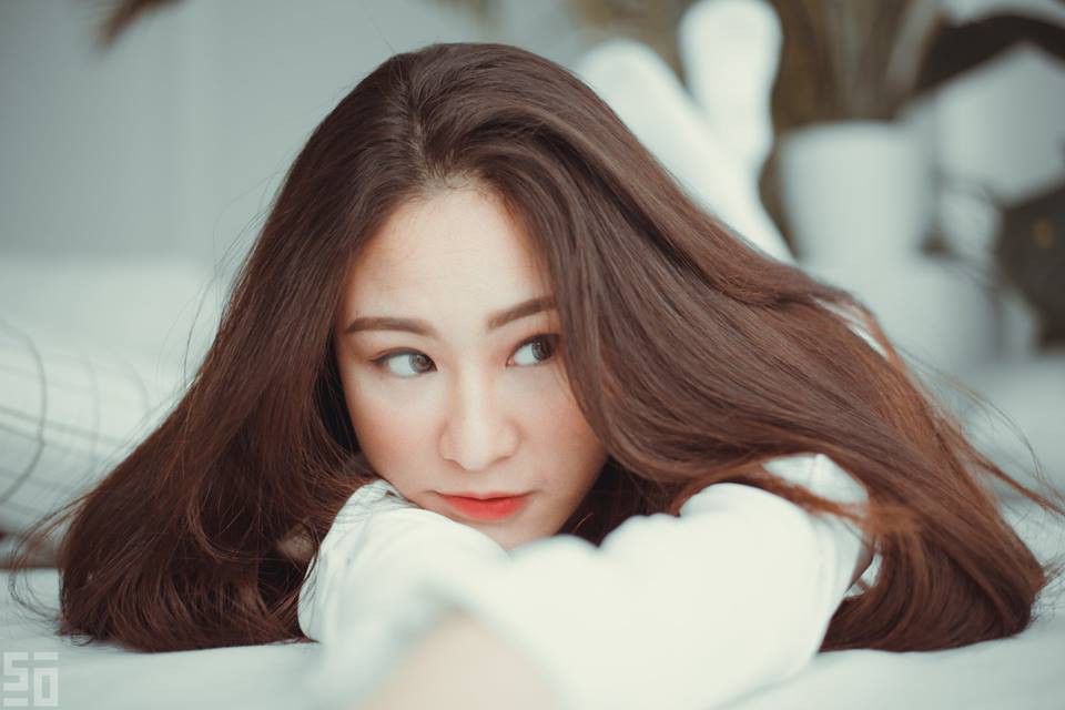 Thủ khoa ĐH Sân khấu Điện ảnh: Nữ nhiếp ảnh gia xinh đẹp, nóng bỏng chẳng kém gì hotgirl