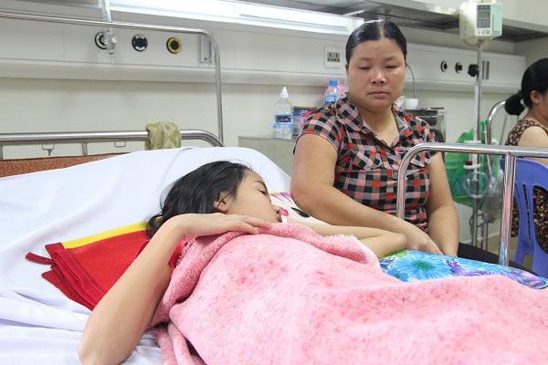 Tưởng con say nắng, không ngờ mắc bệnh gây bại não, liệt tứ chi vì sai lầm của mẹ