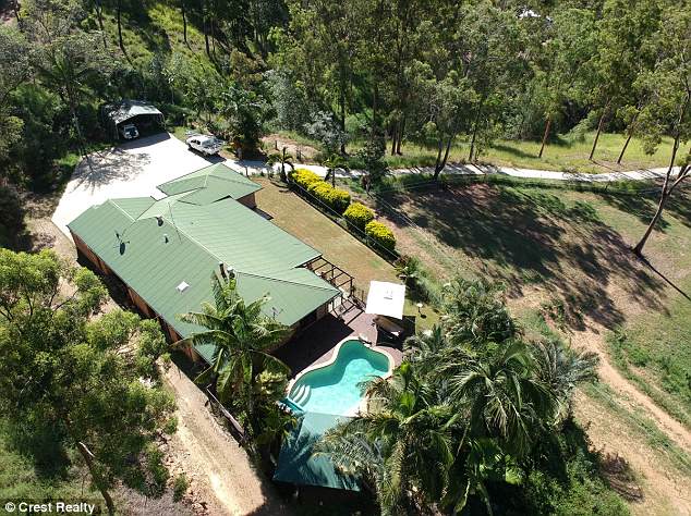 Phát hiện mỏ vàng sau vườn, chủ nhà đã làm một việc không tin nổi