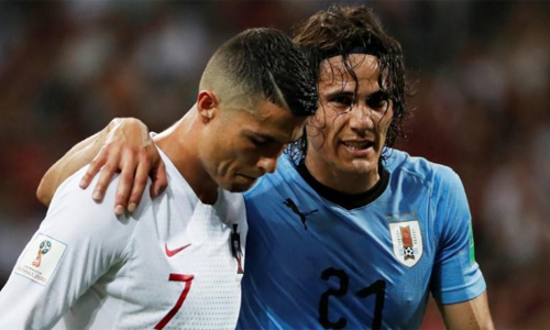 Cavani khó kịp bình phục để dự trận tứ kết với Pháp