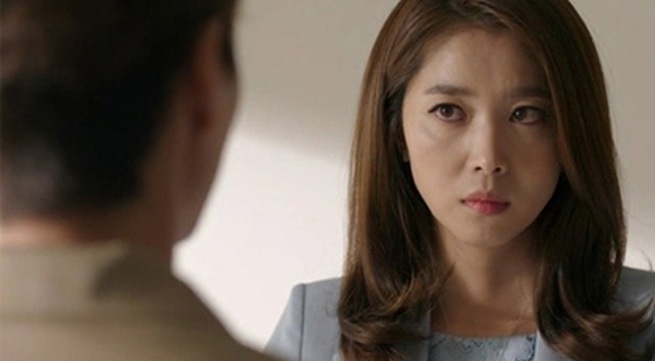 Ngã ngửa khi phát hiện ra người phụ nữ mà chồng đang ngoại tình lại chính là kẻ mình hết lòng đối xử tốt