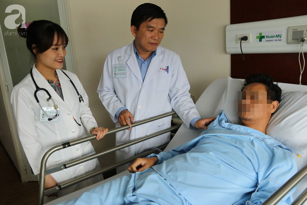 Hóc xương cá nhưng không điều trị dứt điểm, 5 năm sau người đàn ông phải cắt bỏ nửa lá phổi